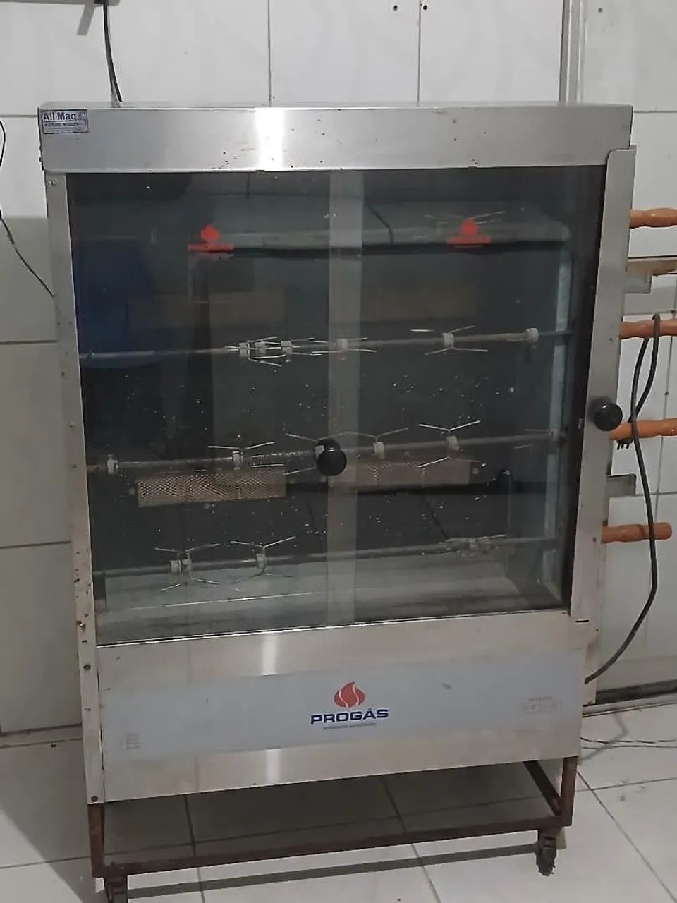 Máquina de assar frango
