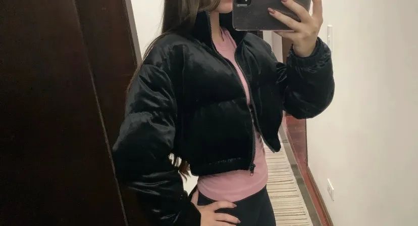 Jaqueta puffer shein preta tamanho s  - Foto 2