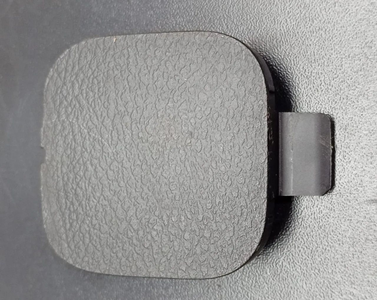 Acabamento do Parafuso do Console Central JEEP COMPASS 2023