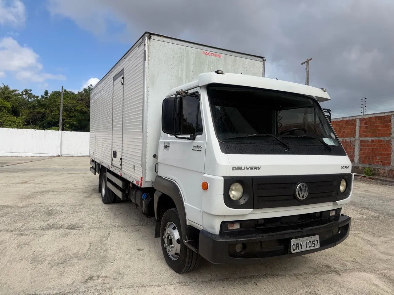 VW 10.160 Baú Facchini  - Foto 3