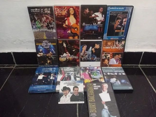 Lote dvds e cds sertanejo 