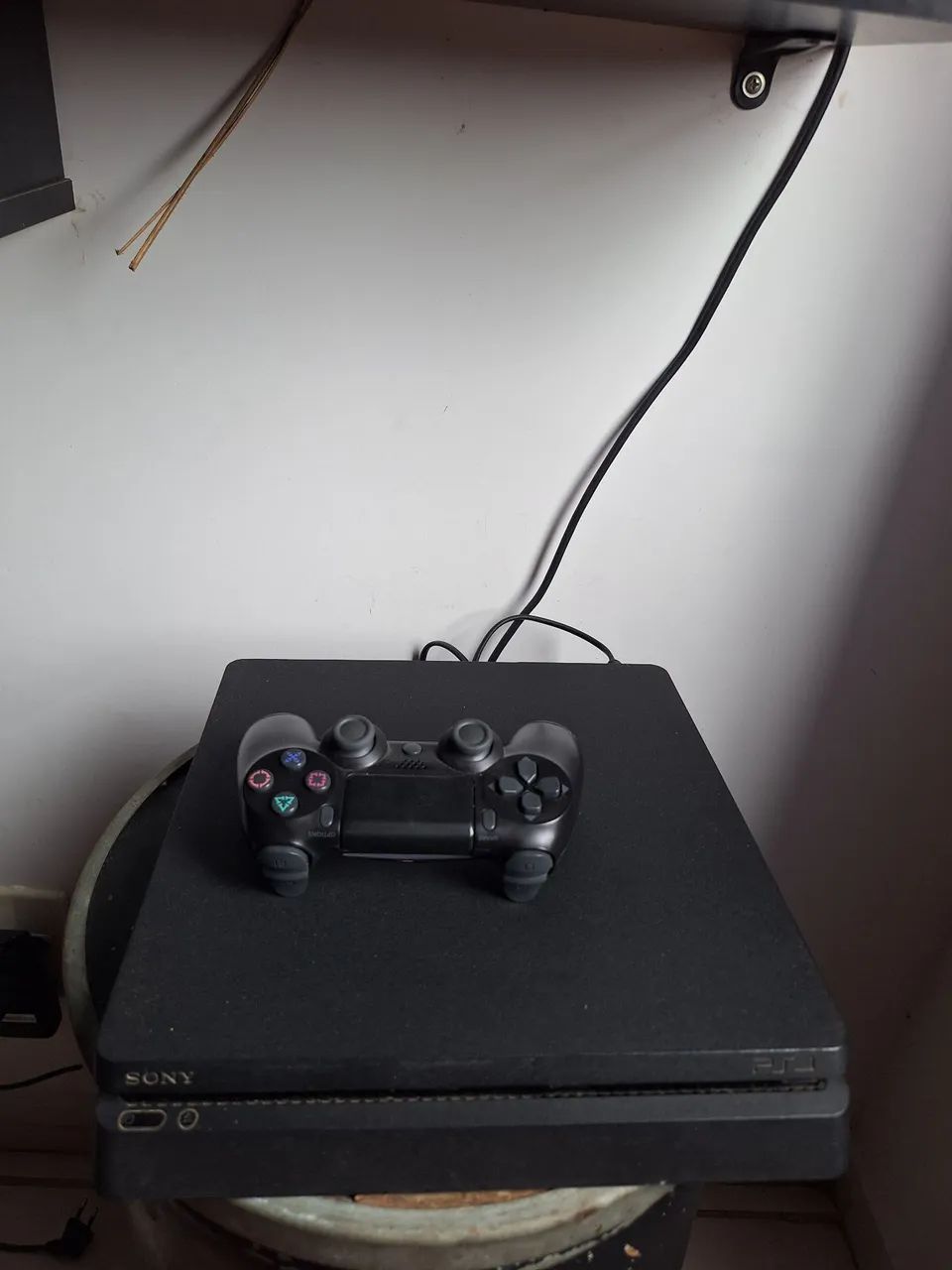 Ps4 slim 1tera 