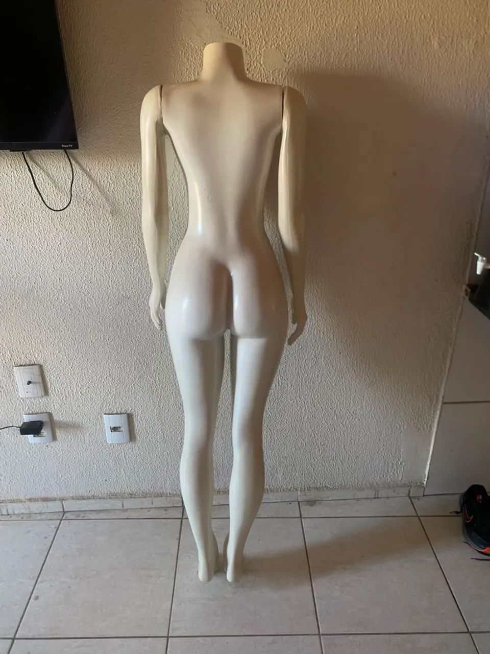 Manequim feminino  - Foto 2
