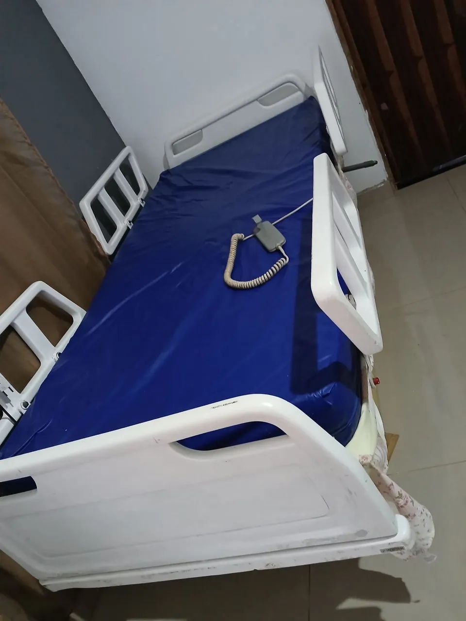 Cama hospitalar motorizada  - Foto 5
