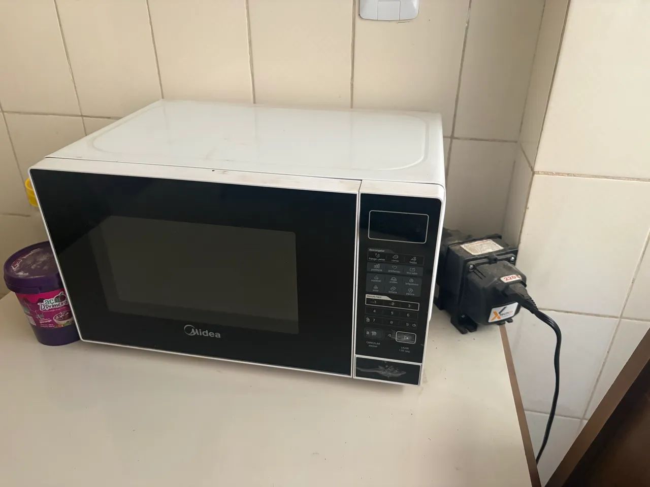 Vende-se um microondas 