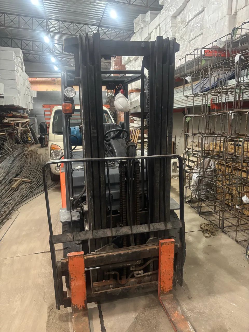 Empilhadeira Toyota 2015 - Foto 2