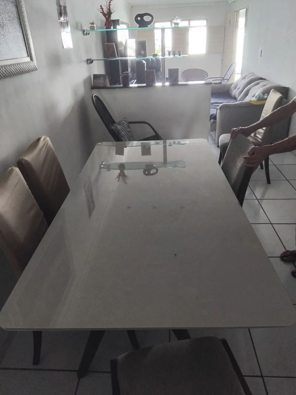 Vendo uma linda mesa de madeira  - Foto 4