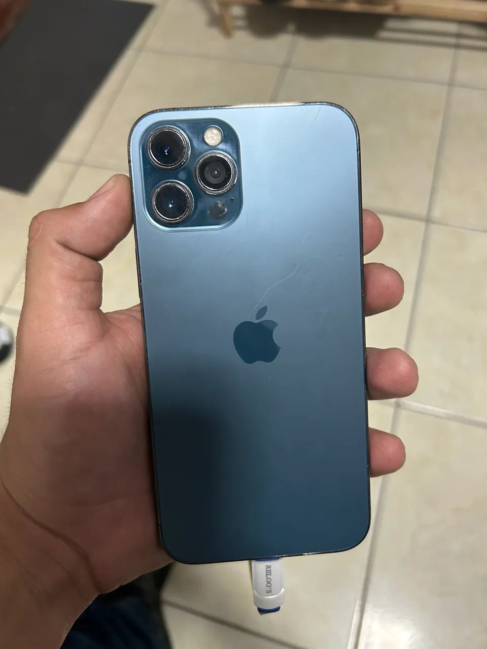 Vendo ou troco iPhone 12 Pro Max - Foto 2
