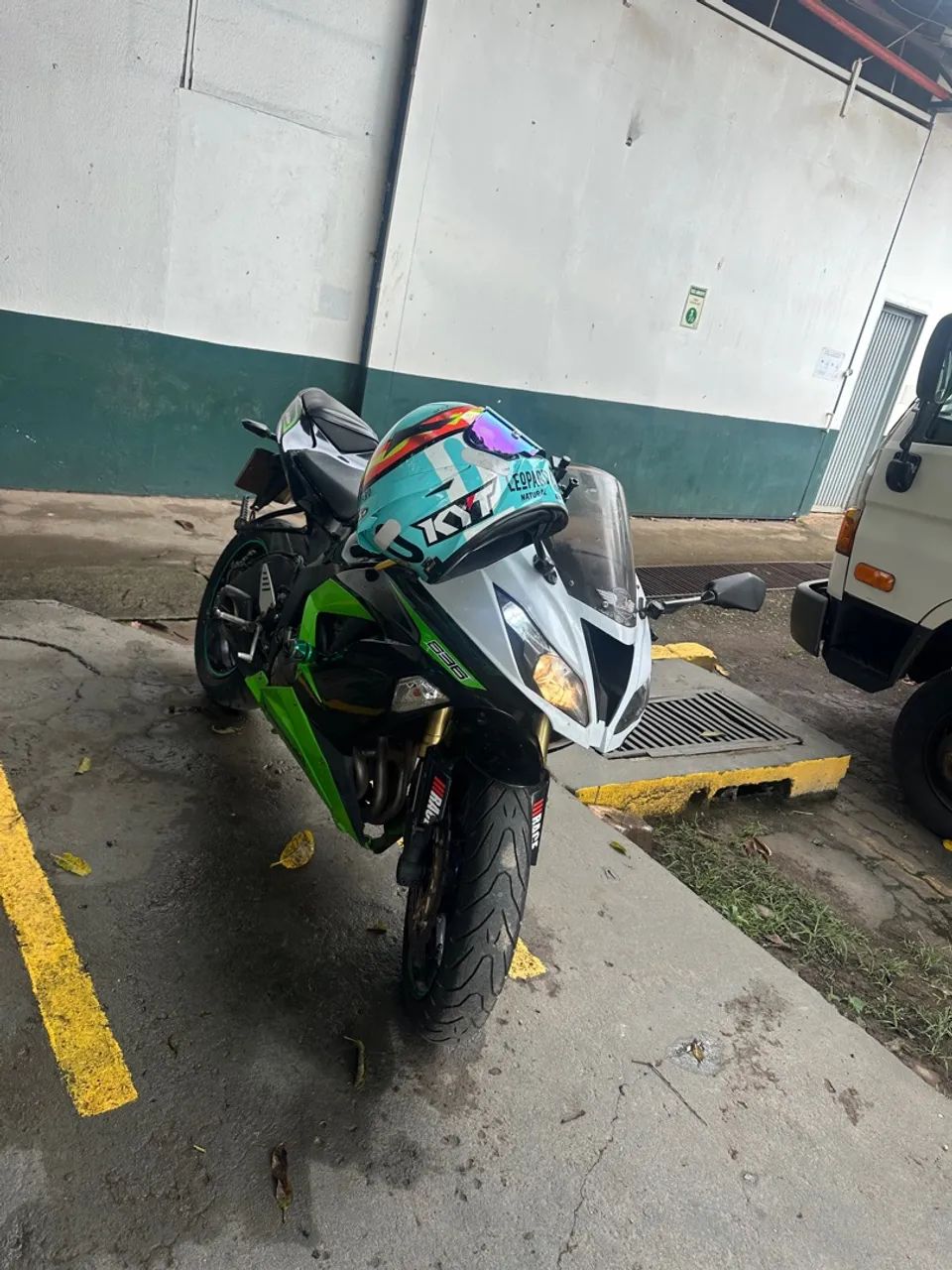 Kawasaki Zx-6r 636cc 2013 - 1472242692 | OLX