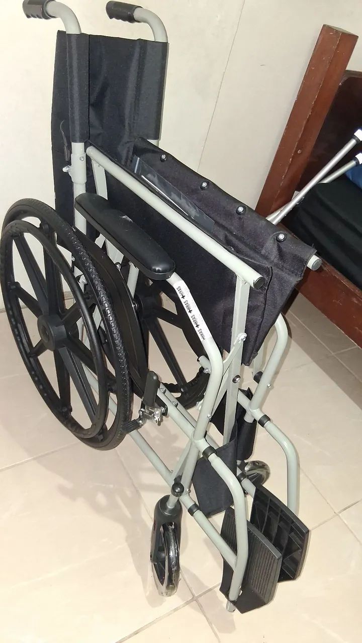 Cadeira de rodas - Foto 2