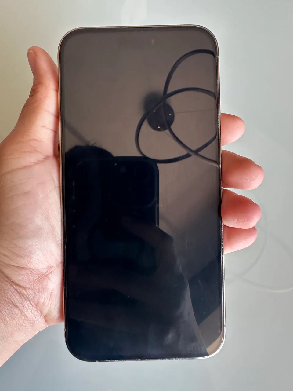 iPhone 14 Pro Max Gold - R$ 3.600