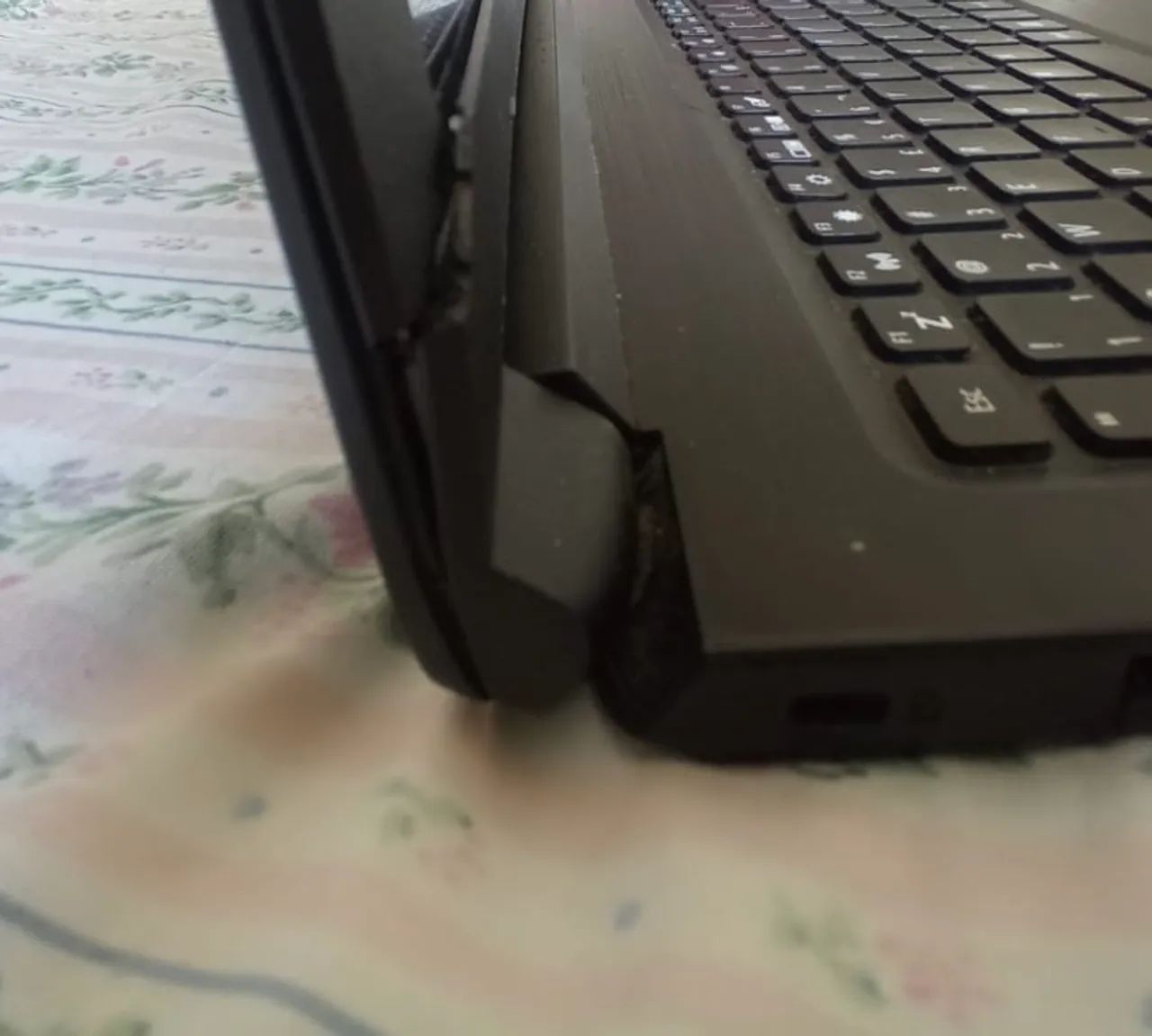 Notebook Acer (Quebrado)  - Foto 4