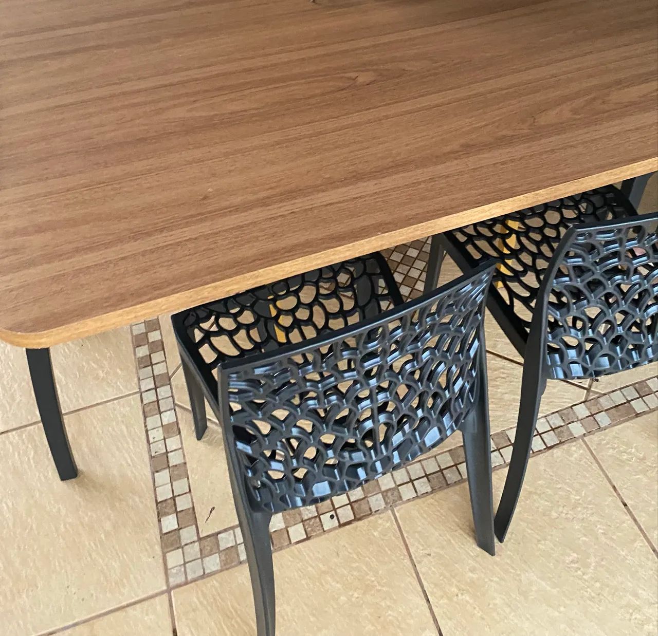 Mesa com 8 cadeiras Nova - Foto 3