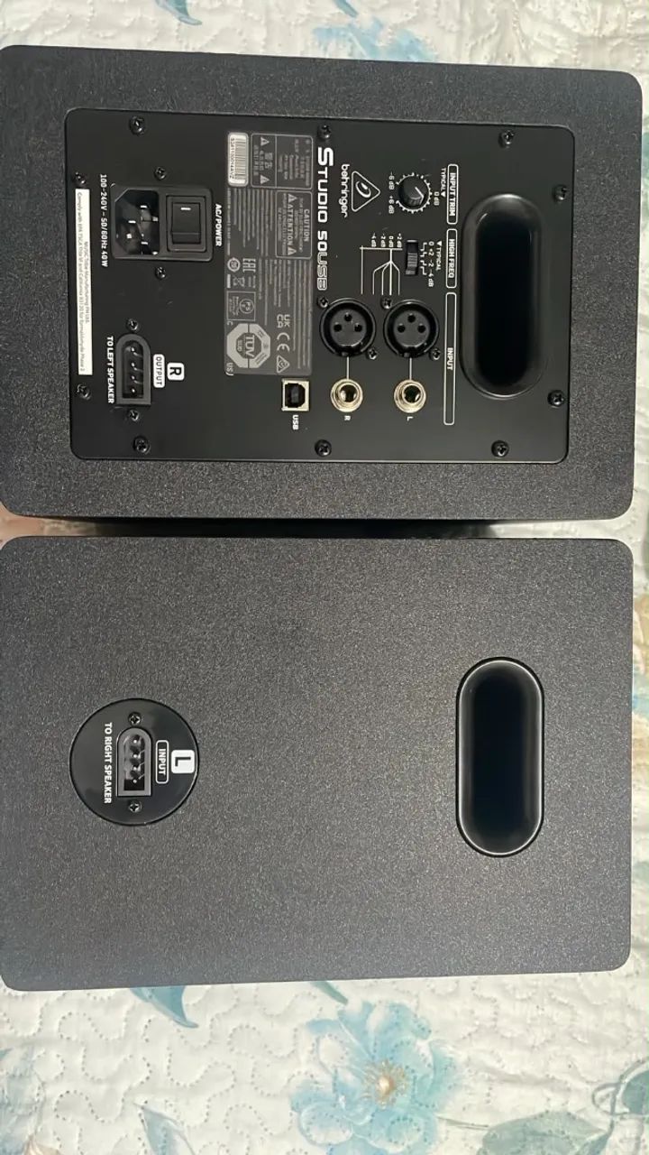 Monitor de áudio Beringer 50 USB 