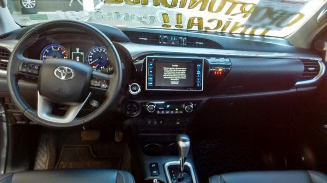 TOYOTA HILUX CD SRX 4X4 2.8 TB AT Cinza 2018/2018 - Foto 6