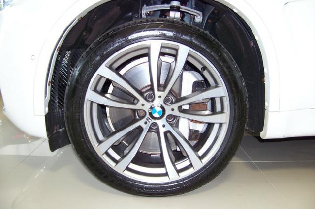 Bmw X5 M50d 3.0 Diesel Automática - Foto 17