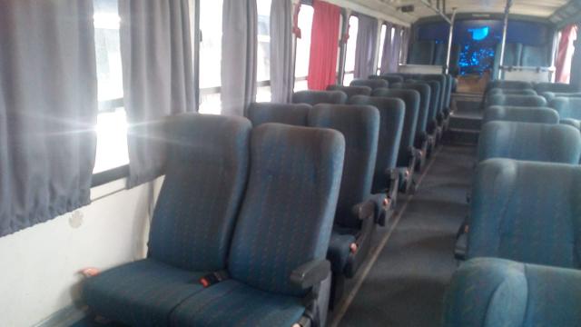 Vendo Ônibus Semi Rodoviário - Foto 3