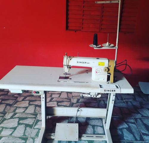 Máquina Industrial Singer
