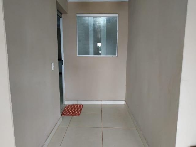 Excelente Casa 02 qts, na Rua atrás do Posto Rodobelo 200 metros da BR - Foto 9