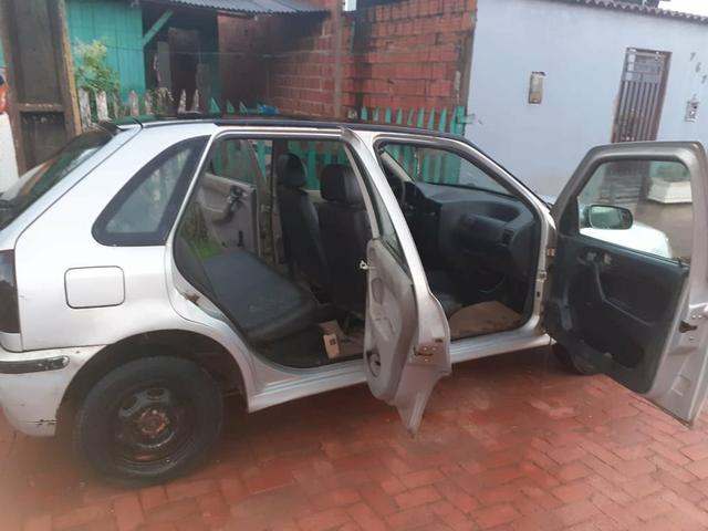 Vende-se carro ou troca se - Foto 3