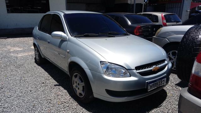 Corsa classic 2011 completinho vendo troco financio - Foto 5