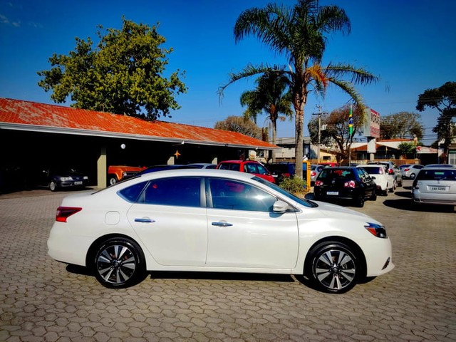 NISSAN SENTRA 2.0 SV CVT