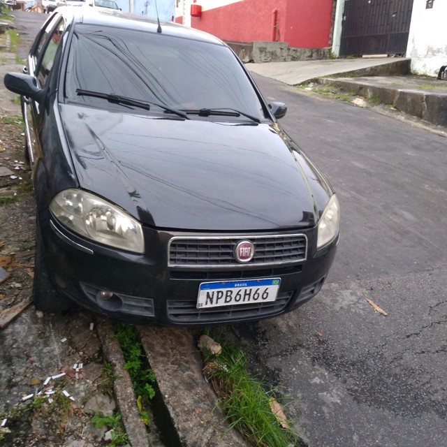 VENDO SIENA COMPLETO 2010 MOTOR FIRE
