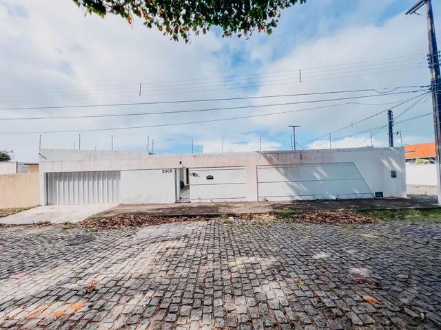 Captação de Casa a venda na Rua Ministro Mirabeau da Cunha Melo, Candelária, Natal, RN