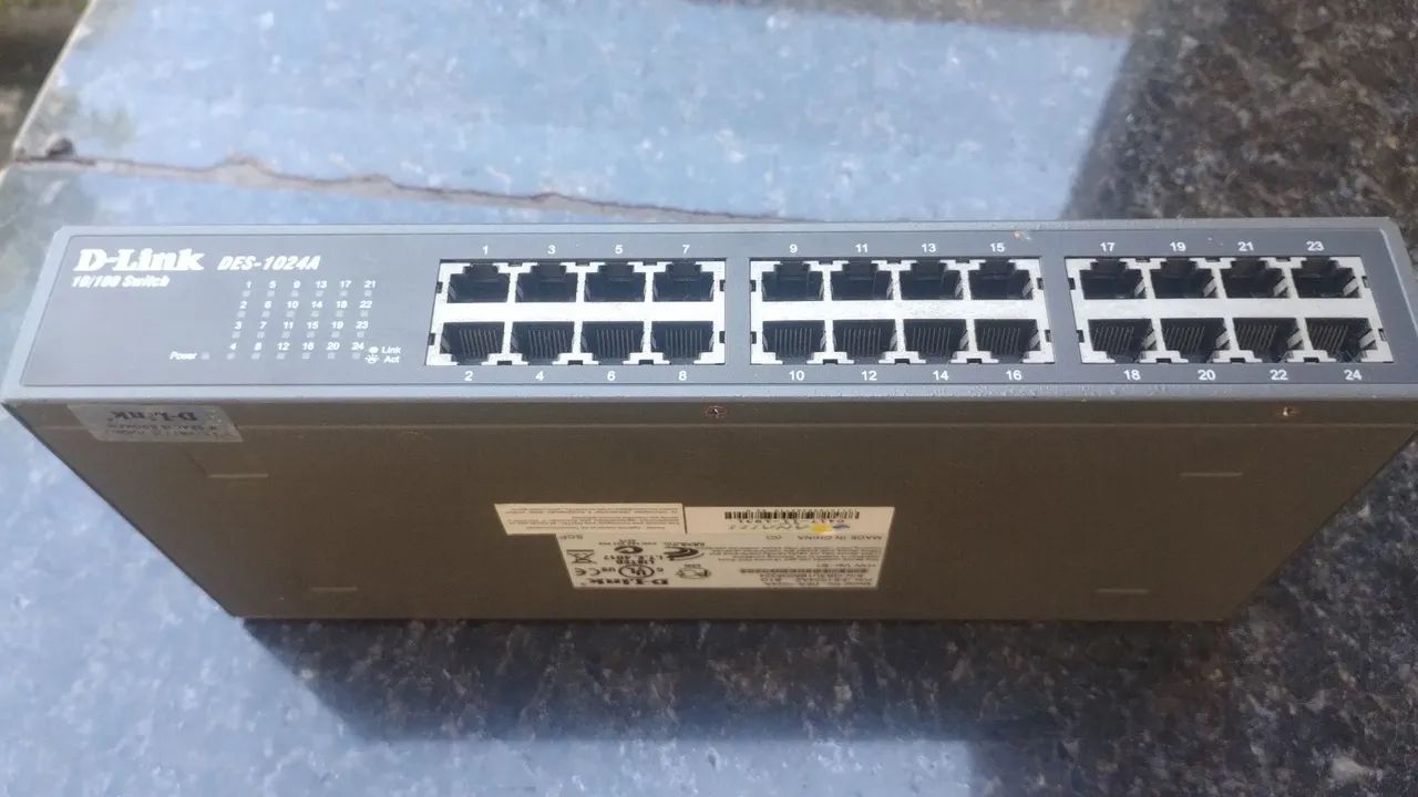 Switch de Redes D-Link DES-1024A - Foto 4