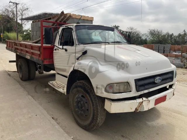 Ford F12000 4x2 Carroceria 5,80M Ano 1995 - Foto 3