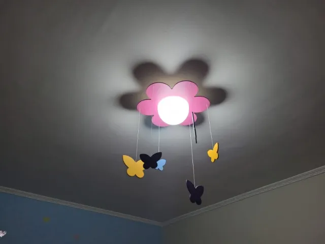 Lustre floral borboleta infantil para quarto de bebê menina ou