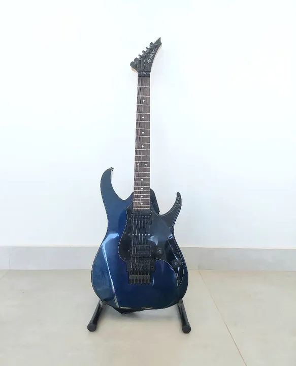 Guitarra Fender Heartfield