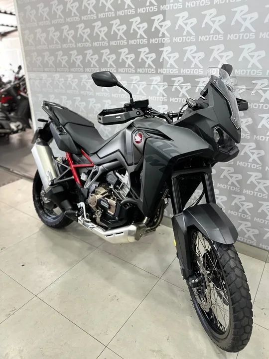 Moto Honda CRF 1100 ÁFRICA TWIN  DCT 2023  - Foto 3