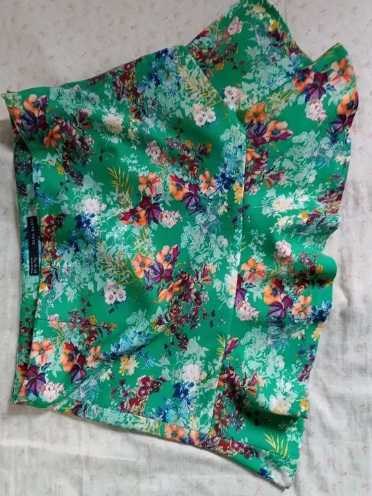 Saia Flowers Road Zara