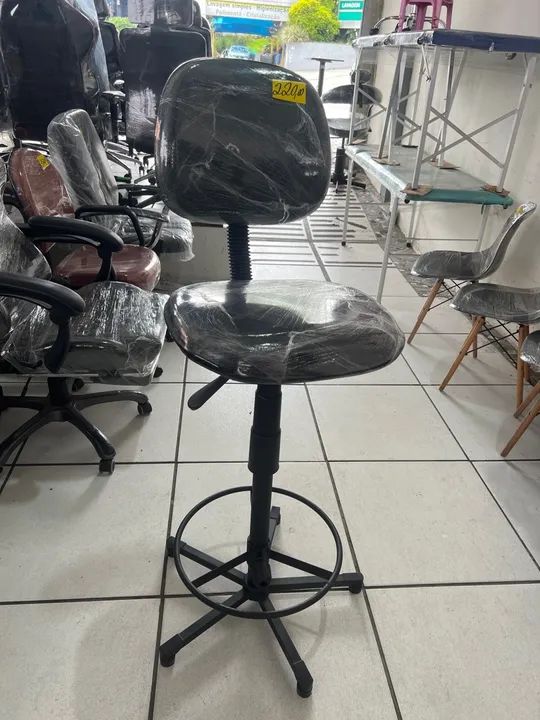 Cadeira mocho balcão caixa faço qualquer altura 