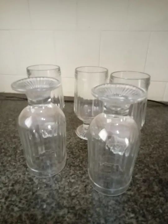 Jogo de 5 Copos de Vidro Transparente - Foto 4