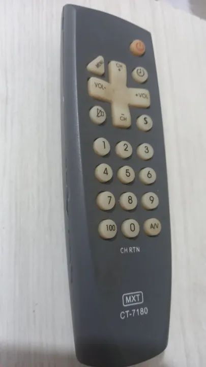 Controle remoto MXT usado.