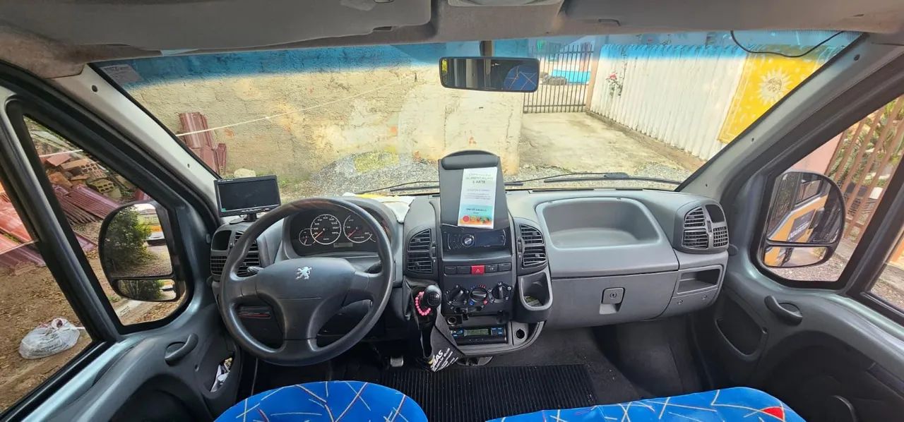 Peugeot Boxer - Excelente estado - Foto 12