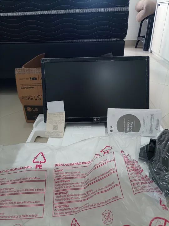 TV E MONITOR 2X1  LG  LED 20 MT49DF-PS -19,5  HDMI, polegadas- 49 cm