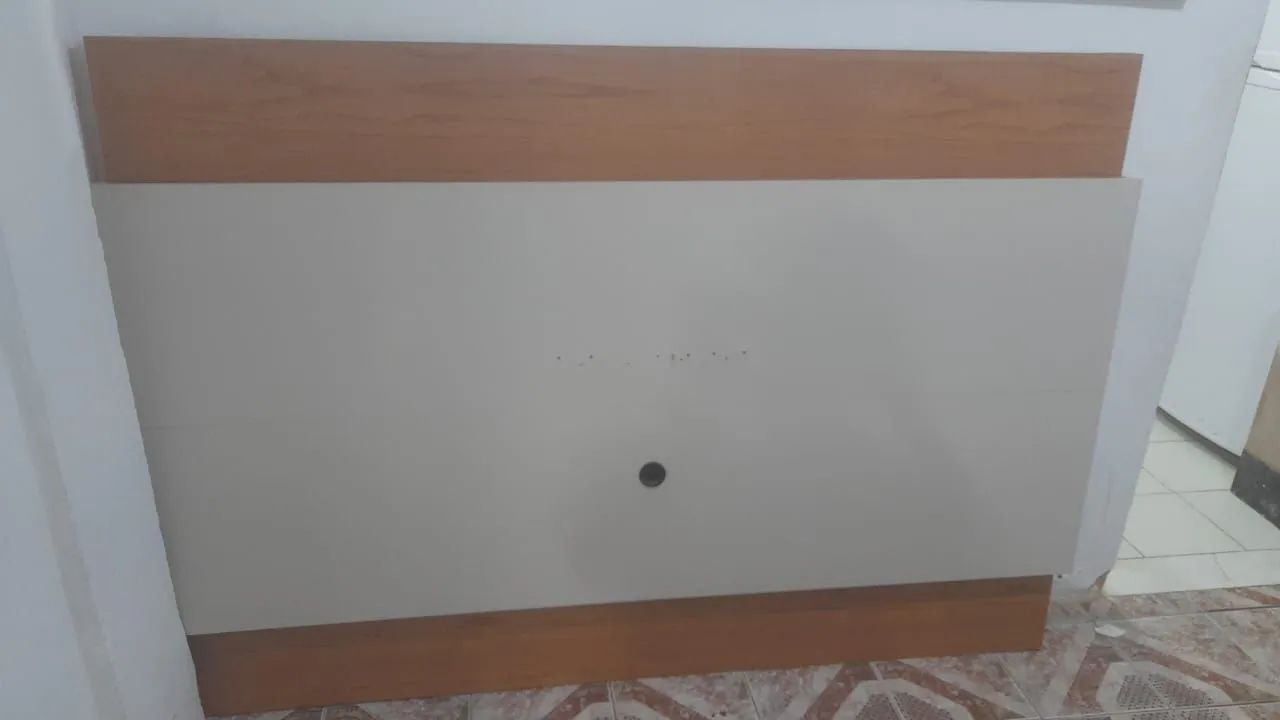 Painel de TV em madeira