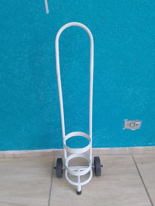 Carrinho para Cilindros de Oxigênio