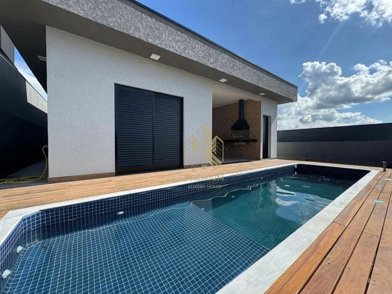 Casa com 3 dormitórios, 155 m² - venda por R$ 1.190.000 ou aluguel por R$ 6.000/mês - Parq