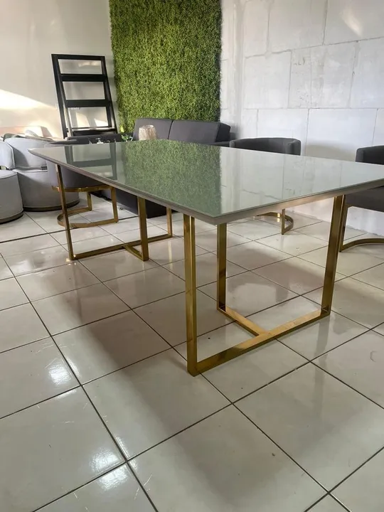 Vendo Tampo de Mesa Sem os Pés!