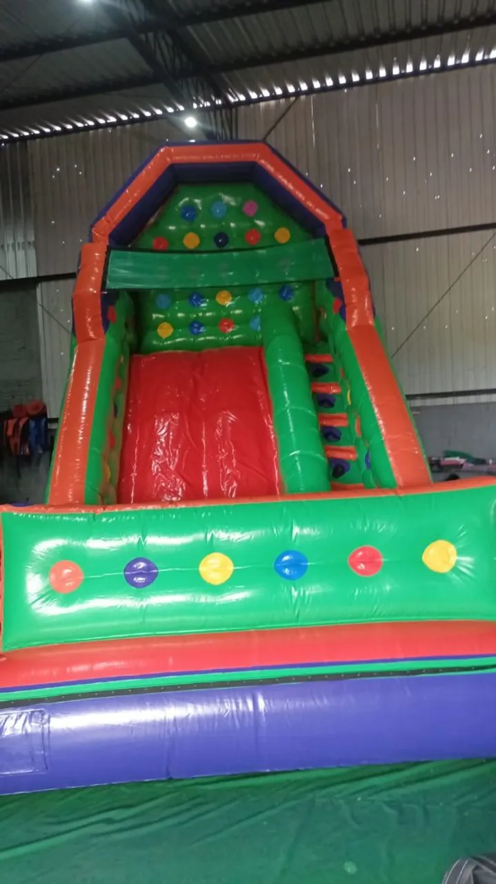 Escorregador Inflável Infantil - Diversão Garantida!
