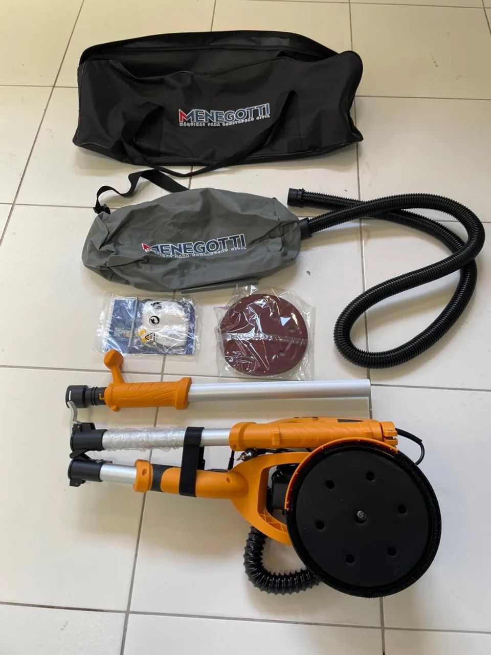 Lixadeira Elétrica Orbital Menegotti GIRAFA pra lixar TETO. DIAS DAVILA CAMAÇARI - Foto 2