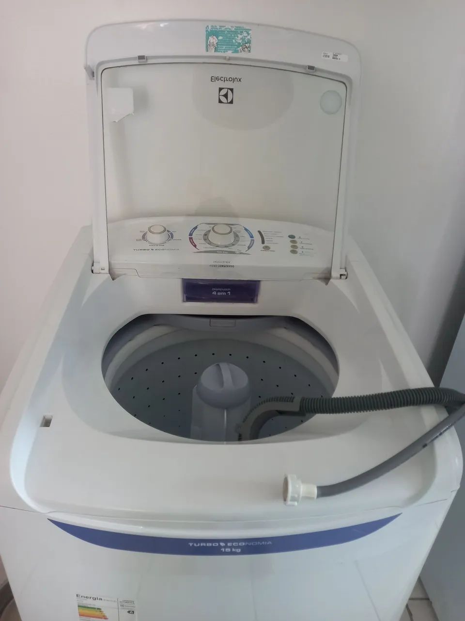 Máquina de Lavar Roupa Electrolux 15kg Turbo Economia