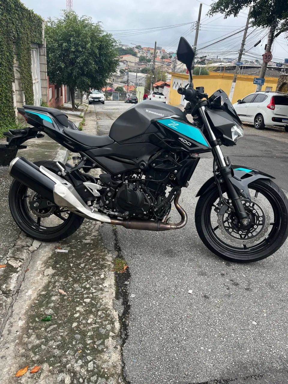 Z400 2023