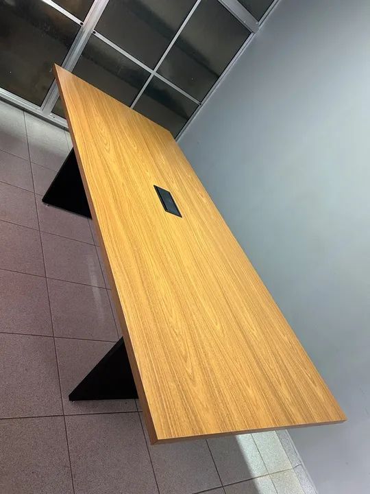 Mesa de Reunião em Madeira -Novo!