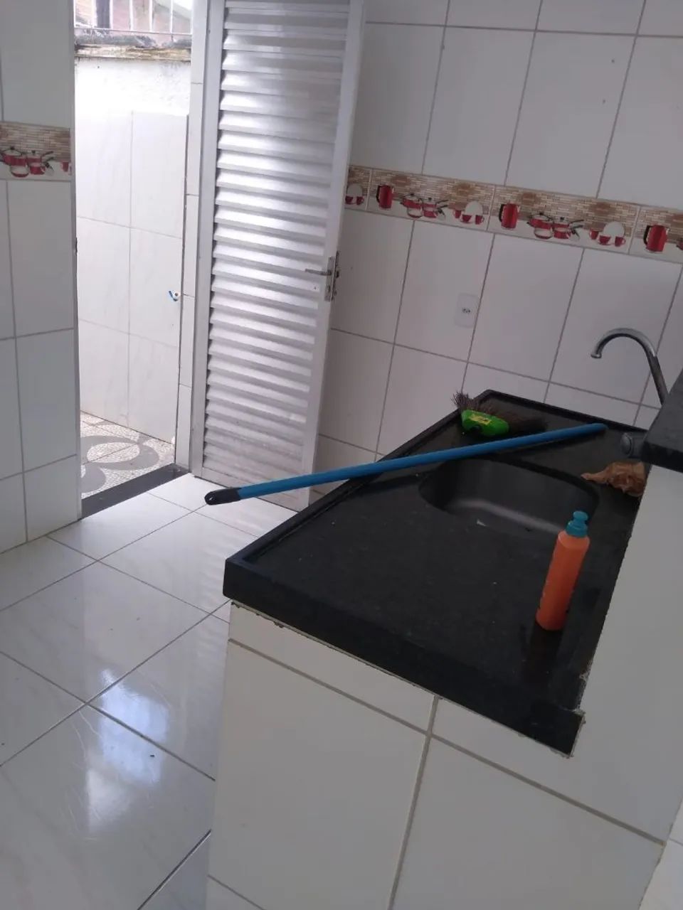 Alugo casa térreo com água incluso  - Foto 3