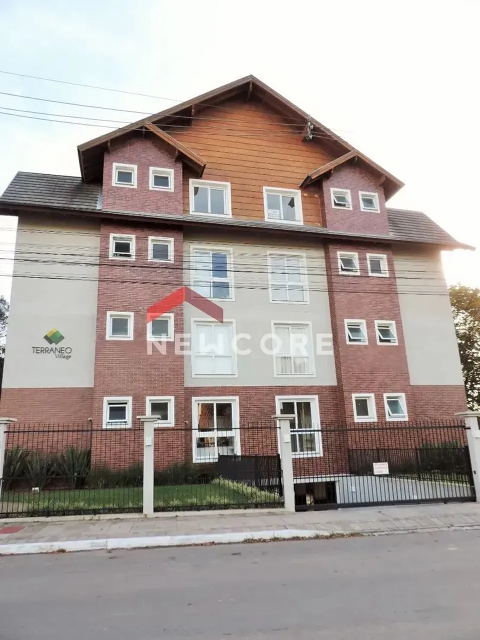 Apartamento em Veneravel - Avenida Central - Gramado/RS